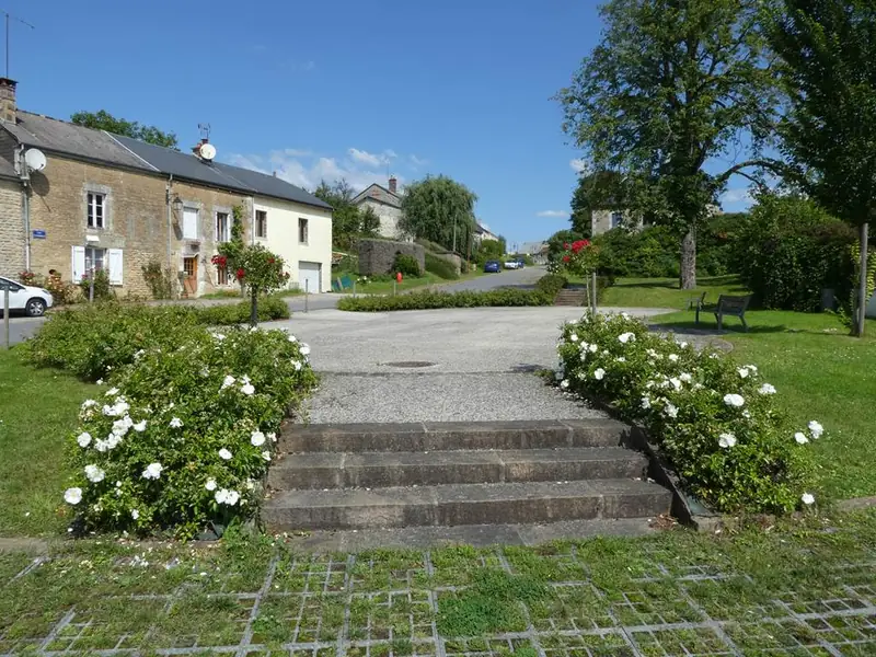 Jandun Village Fleuri "2 Fleurs"