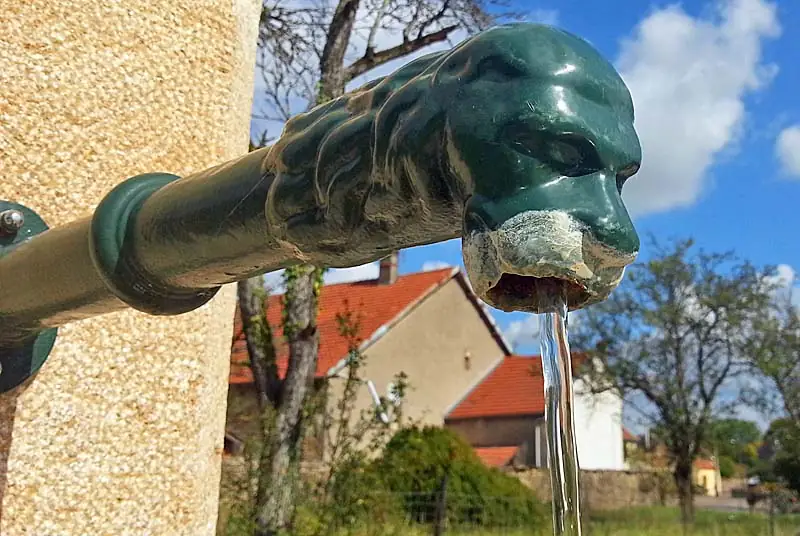Fontaine de la Coudraie à Corlée