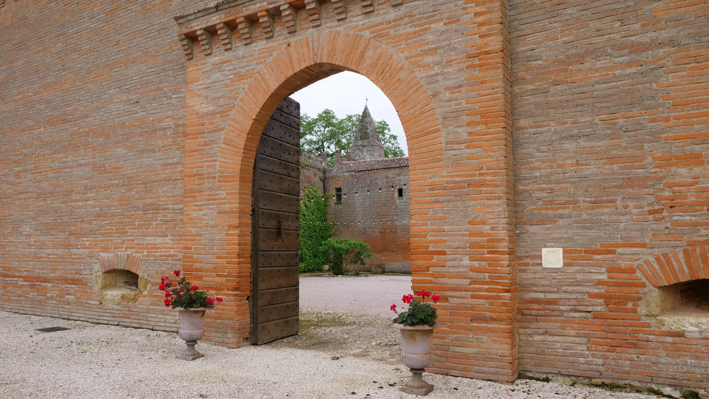 CHATEAU DE PALAYS