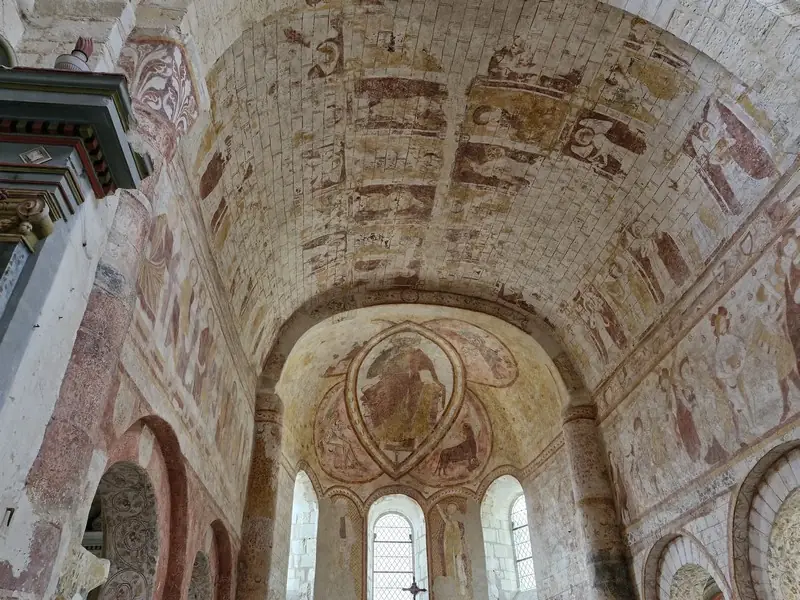 Wivisites : église de Lavardin