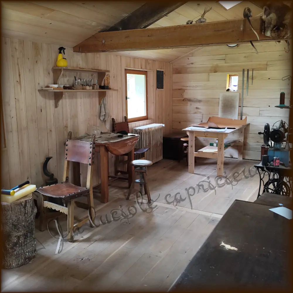 Été Artistique - Atelier Cuir avec Tifaine