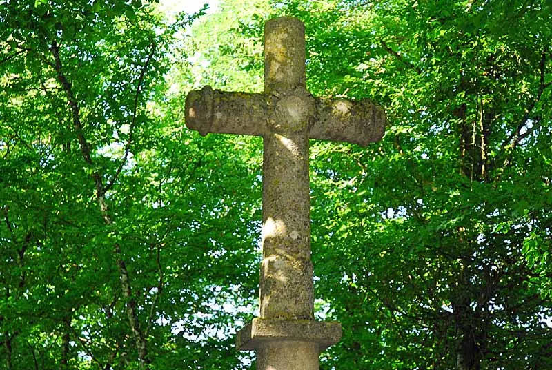 Croix des Myriottes à Verseilles-le-Haut
