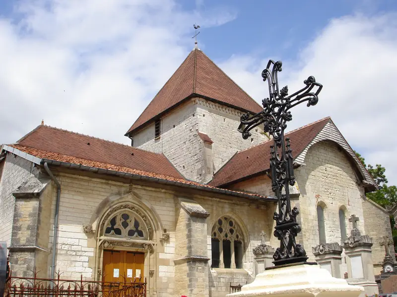 Eglise Saint-Amand de Donnement