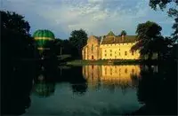 Abbaye fortifiée et Parc de Loc-Dieu