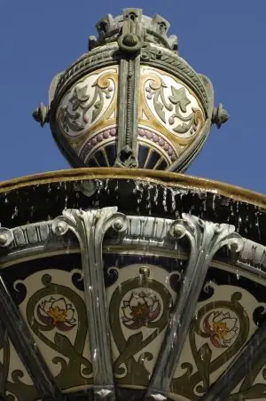 Fontaine de la place de l'Hôtel de Ville