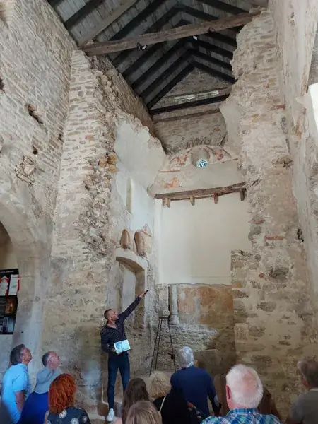 L'église de Toulongergues en visite guidée groupe