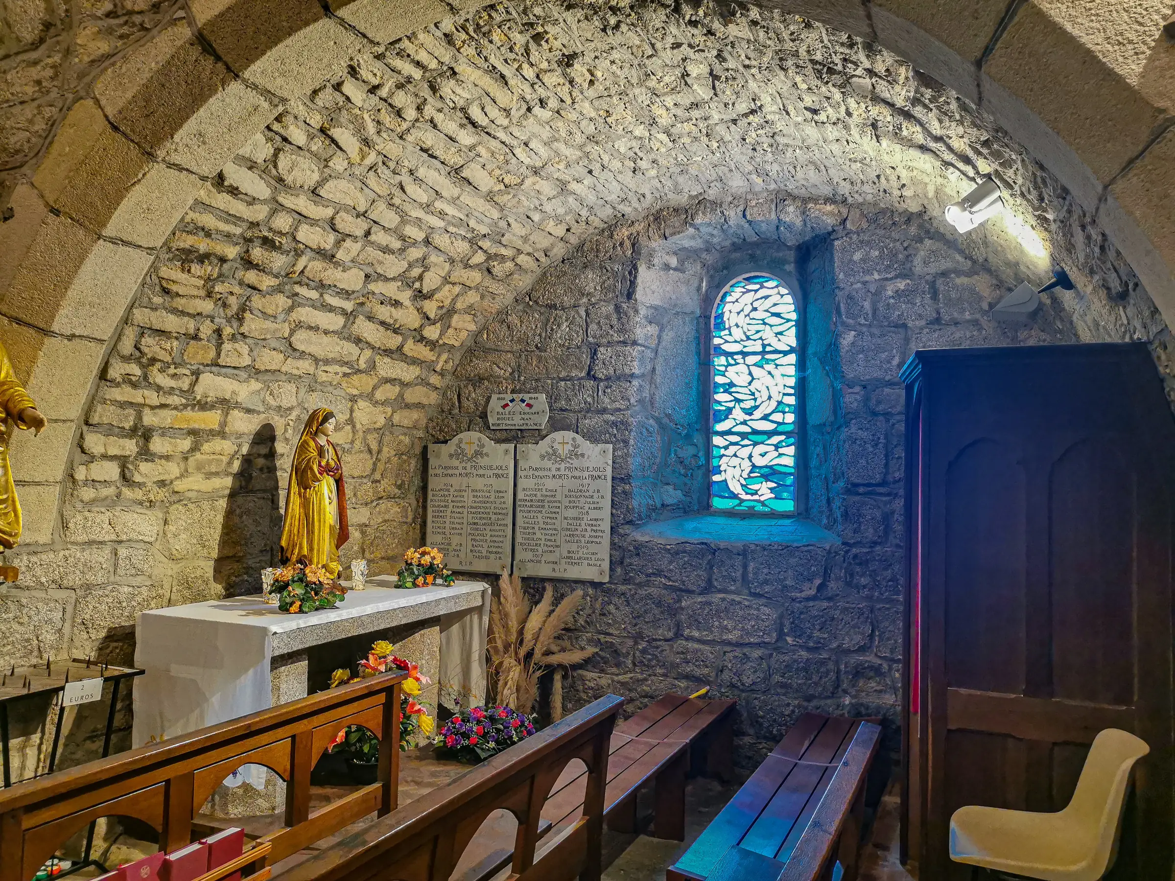 EGLISE SAINT-PIERRE ET SAINT-PAUL