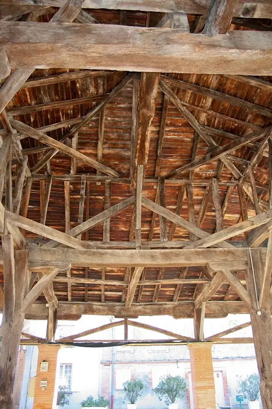 HALLE DU BURGAUD