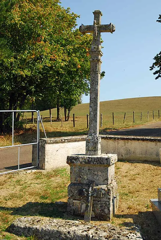 Croix de cimetière de Poinsenot