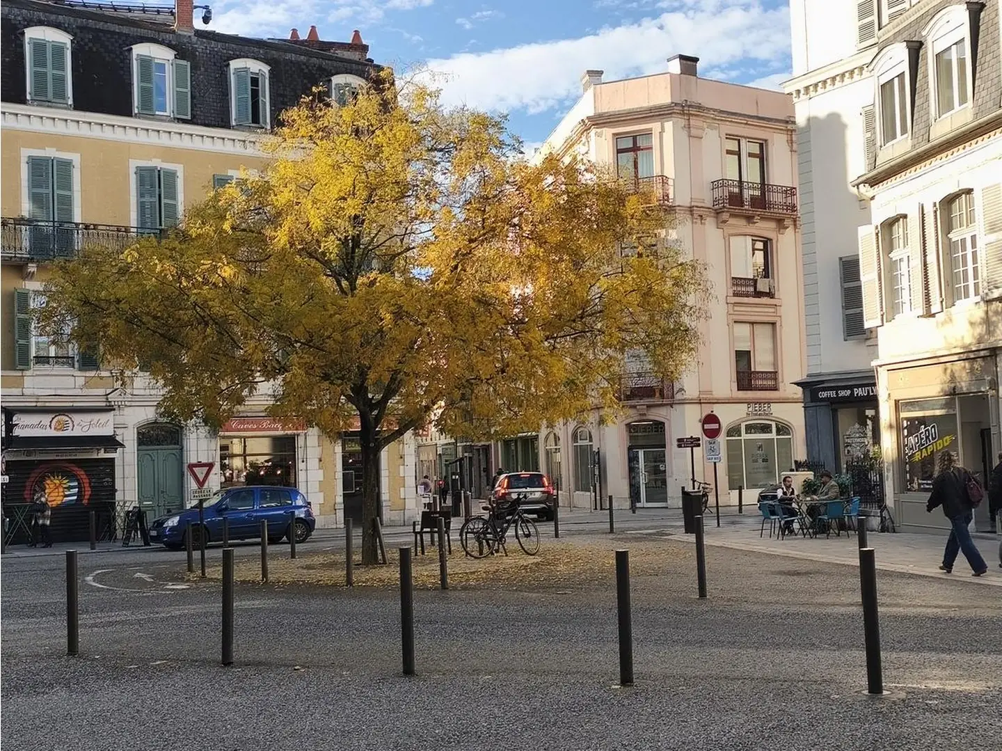 Place Saint Louis de Gonzague