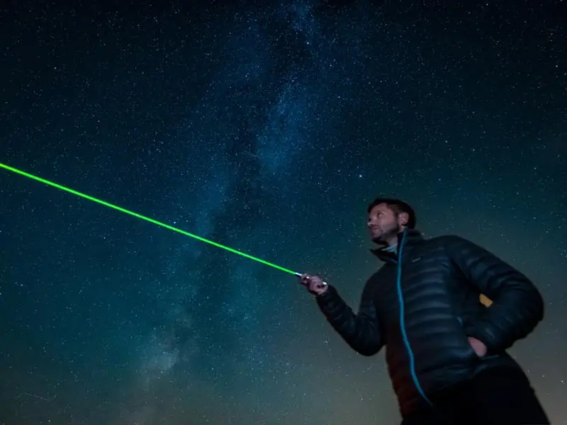 Balade la tête dans les étoiles