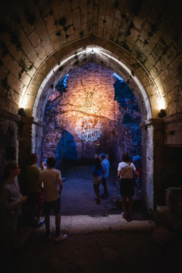 Château de Commarque - Les mystères de la Forteresse oubliée