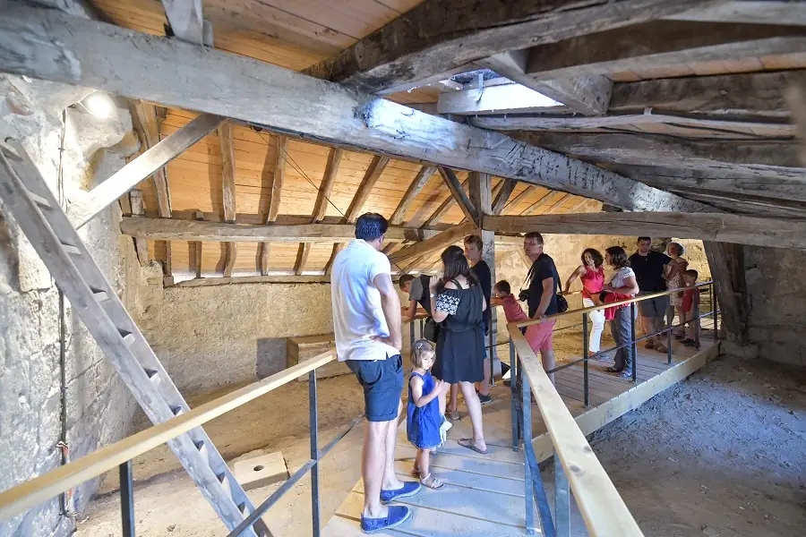 Visite "l'abbatiale à l'envers et vue d'en haut"