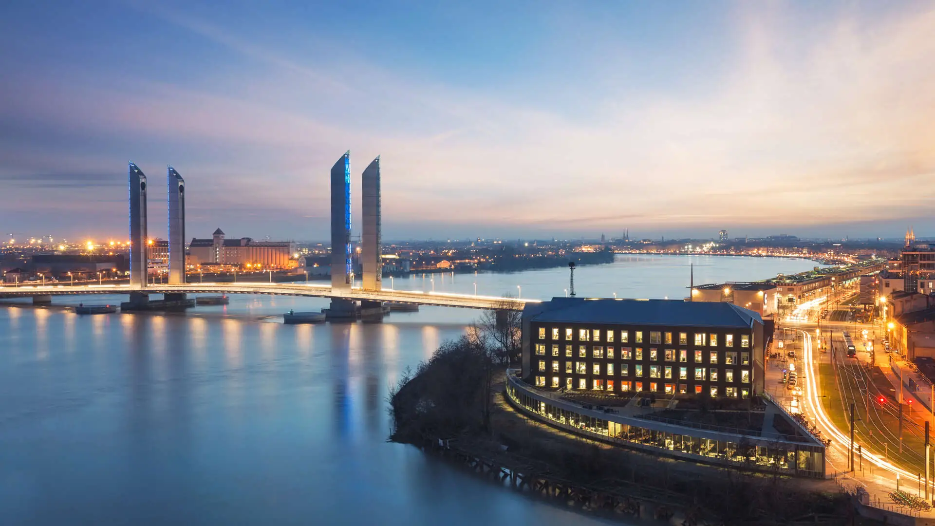 Pont Jacques Chaban Delmas