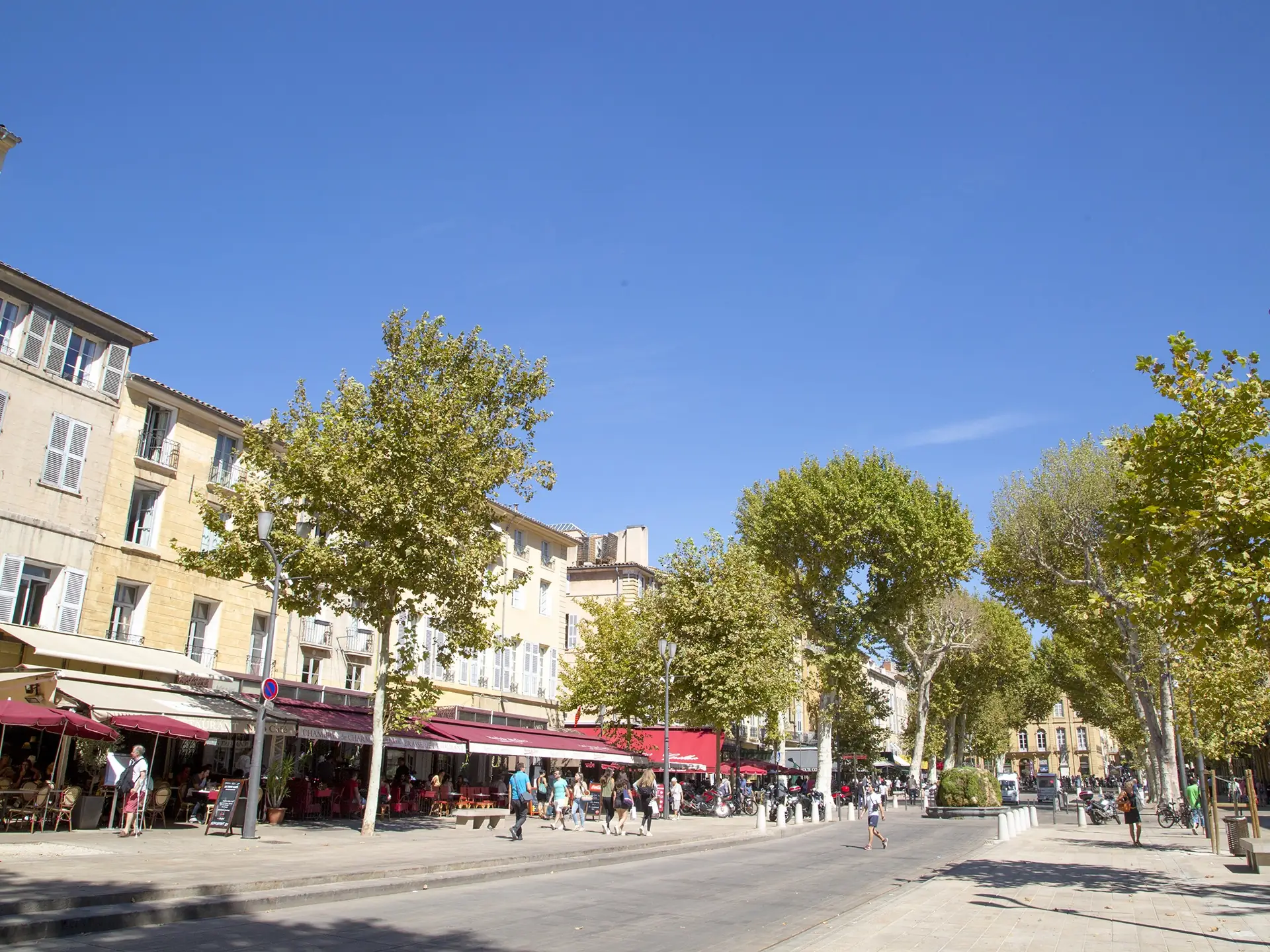 Le cours Mirabeau