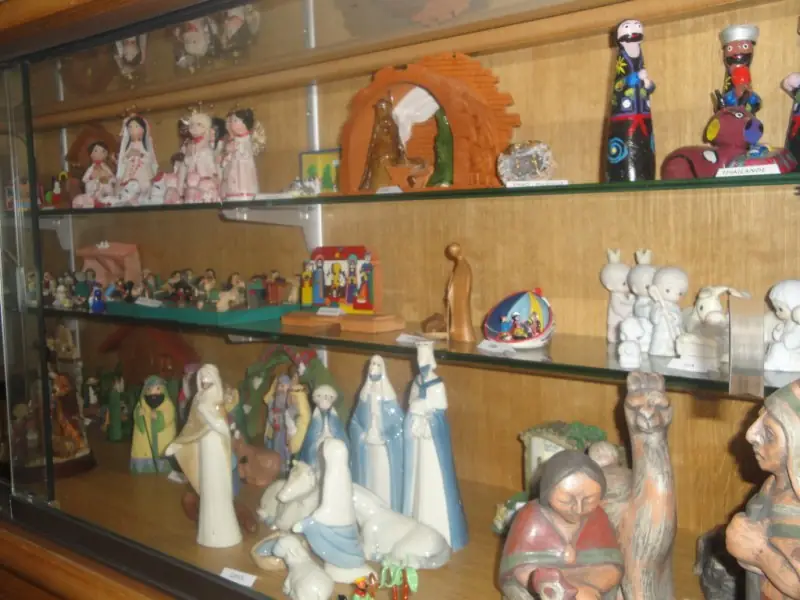 Exposition de mini crêches