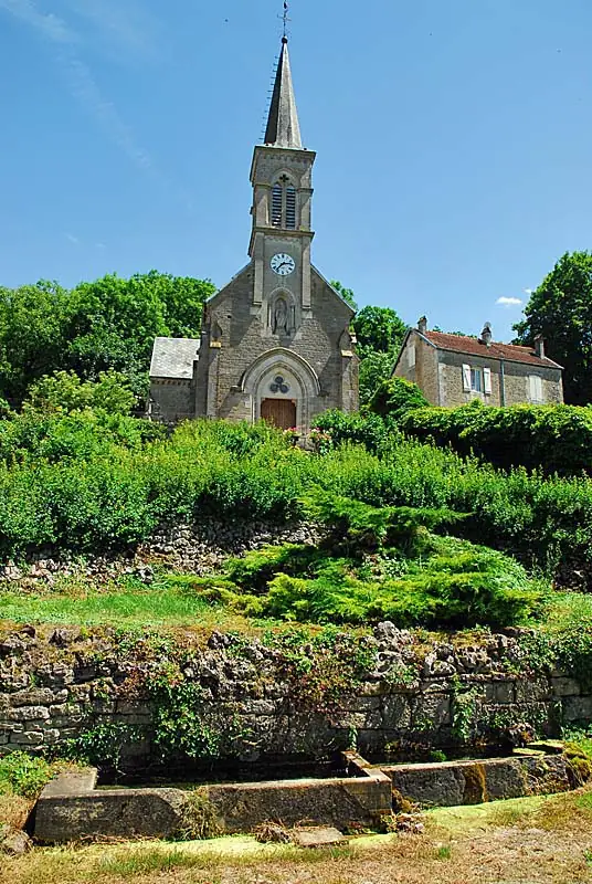 Auges d'eau vives à Vieux-Moulins