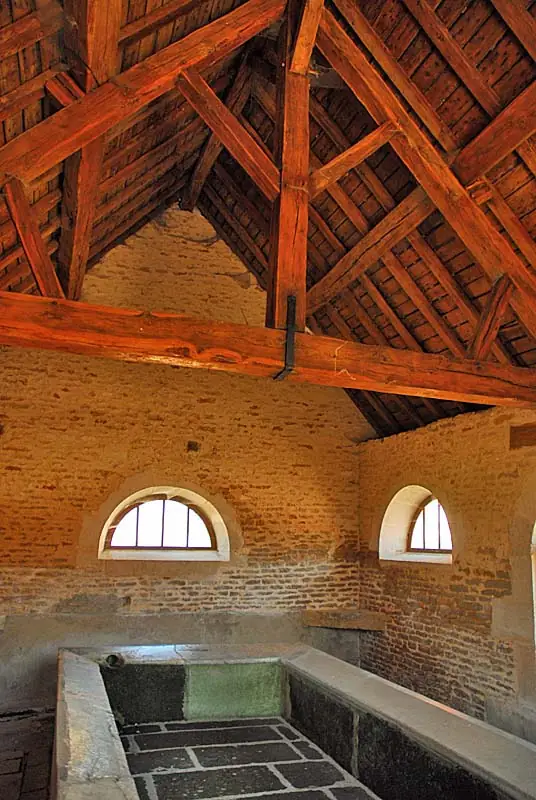 Lavoir couvert de Praslay