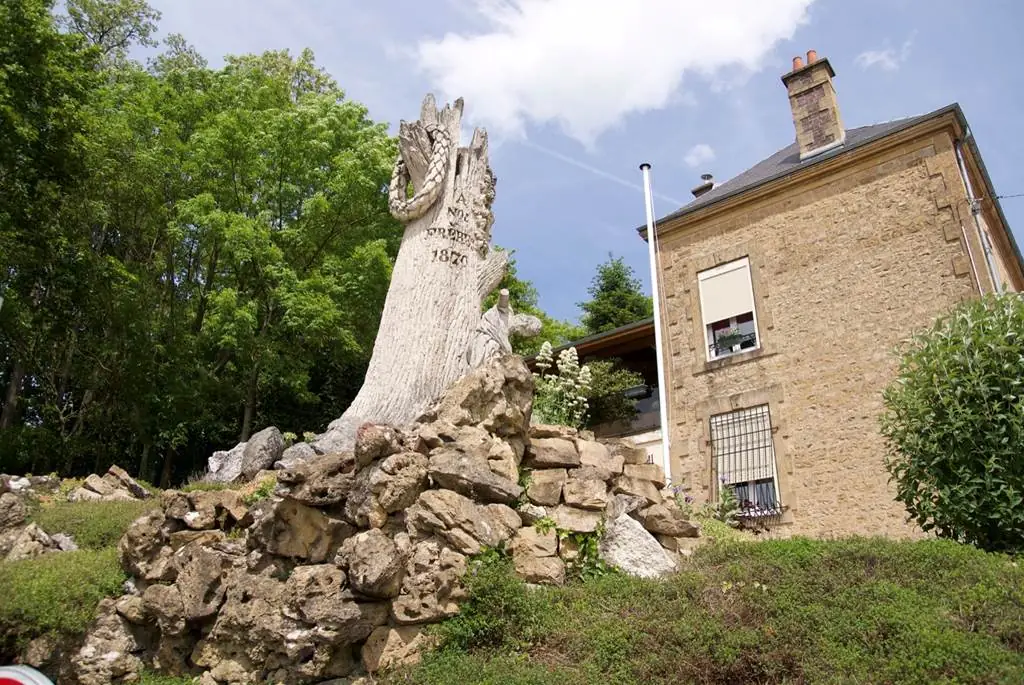 Le Chêne brisé