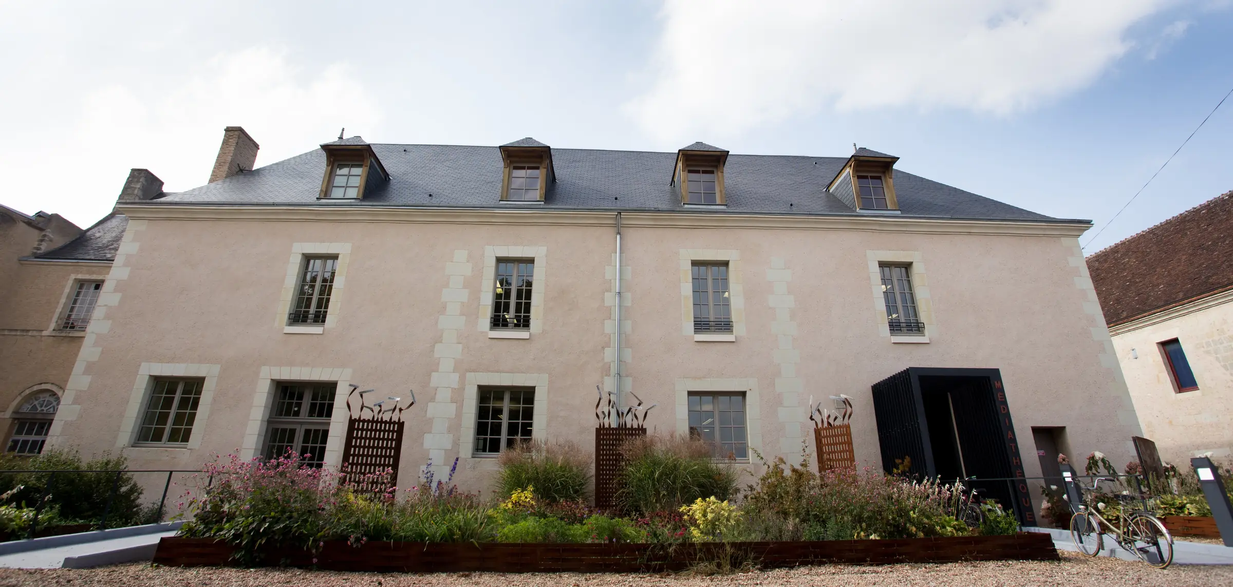 Exposition « Claude Revol, une vie en couleur » à Montoire-sur-le Loir