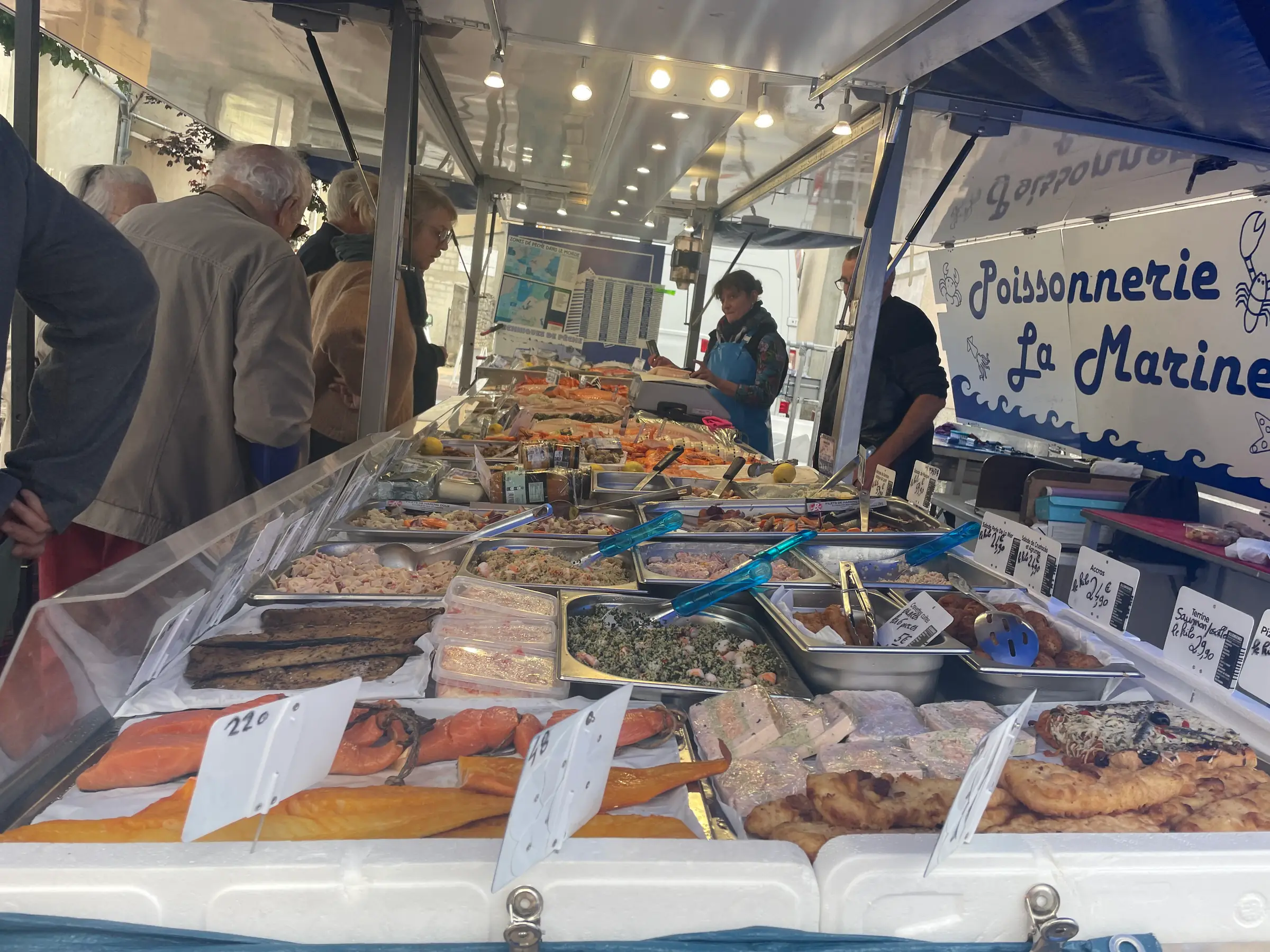 Marché de Ferrières-en-Gâtinais - Vendredi