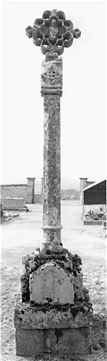Croix de cimetière