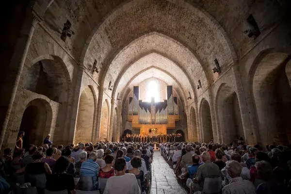 Abbaye de Sylvanès (groupes)