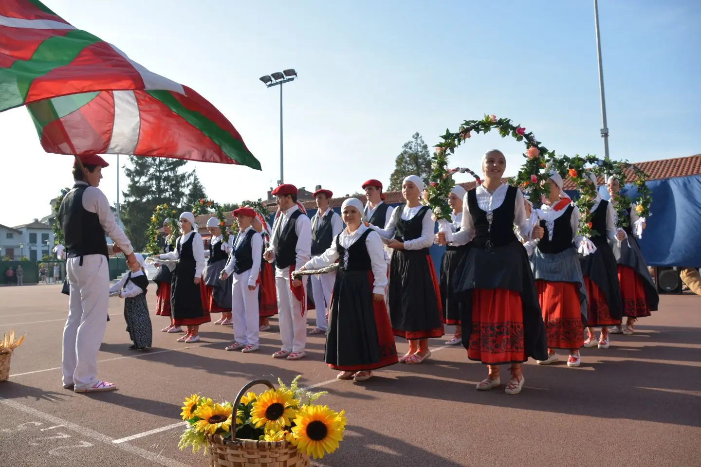 Danses Basques avec Zirikolatz