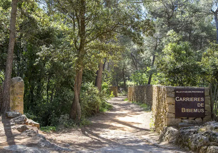 Les Carrières de Bibémus et Cezanne