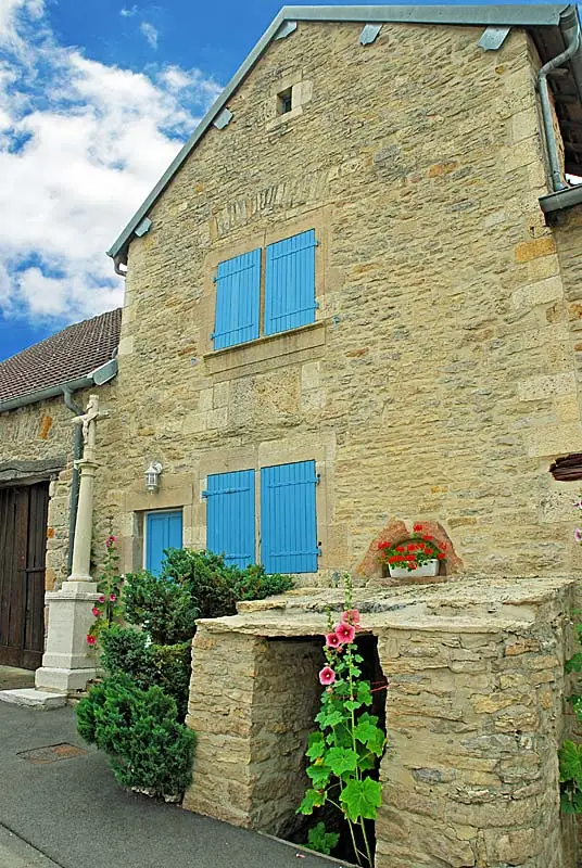 Maison typique des XVIe-XVIIe siècle à Aubigny