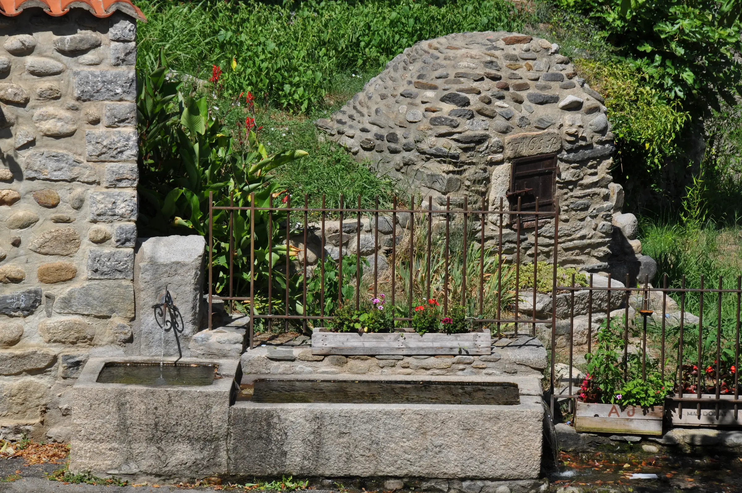 LES BALADES DU CONFLENT : "VISITE DU VILLAGE ET DE L'EGLISE DE CATLLAR"
