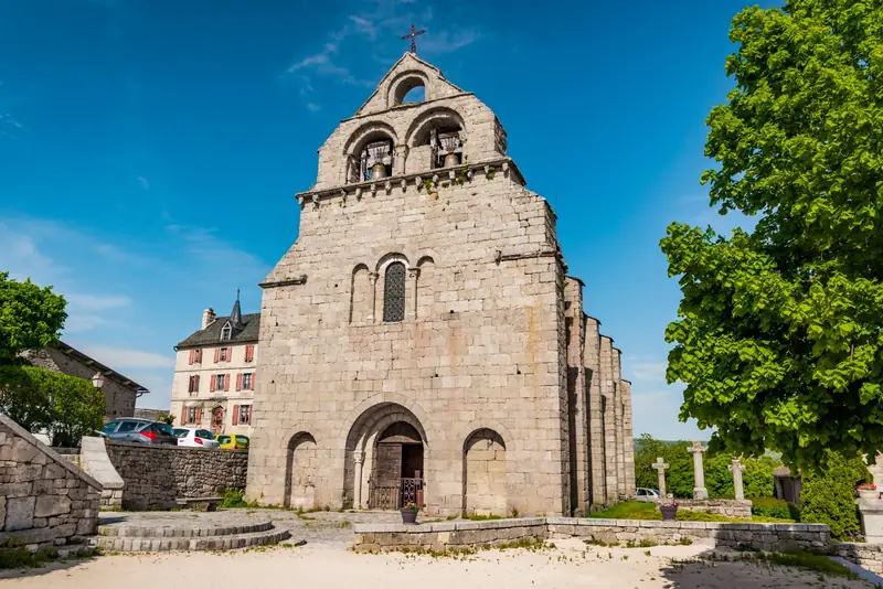 EGLISE SAINT-CAPRAIS