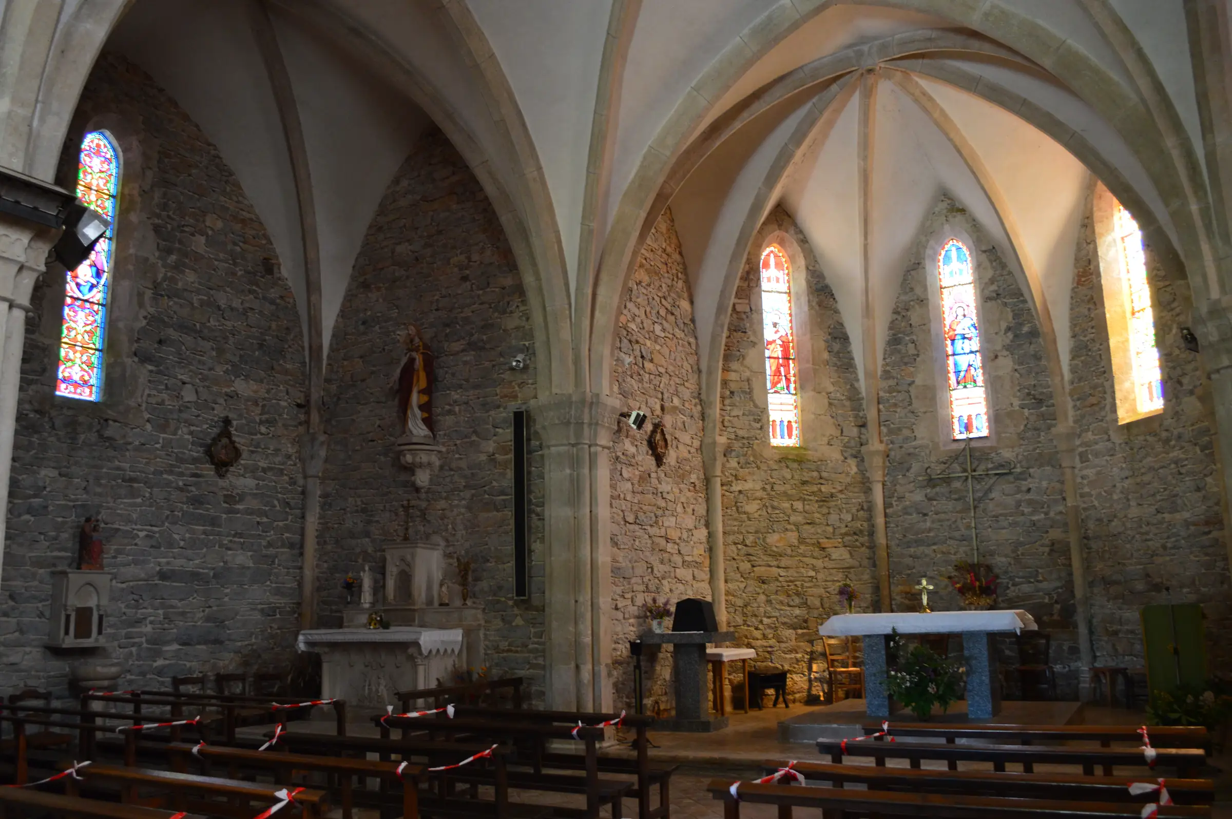 EGLISE DE MAS-SAINT-CHÉLY
