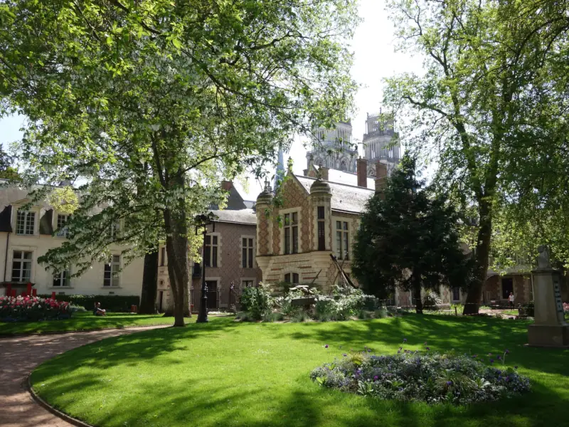 Visite guidée à Orléans avec Broaden Horizons