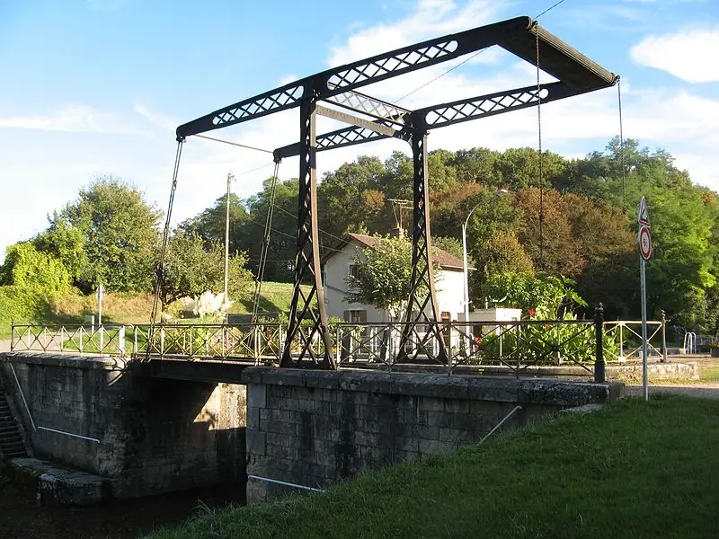 Site d'écluse de Briquemault