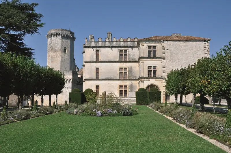 Reconstitution de l'attaque du château de Bourdeilles