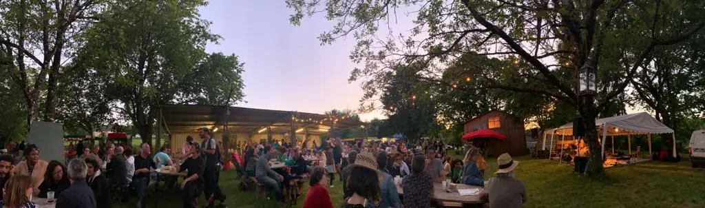Guinguette du Mas d'Arneix : Manila et Cie et YuGui’Z