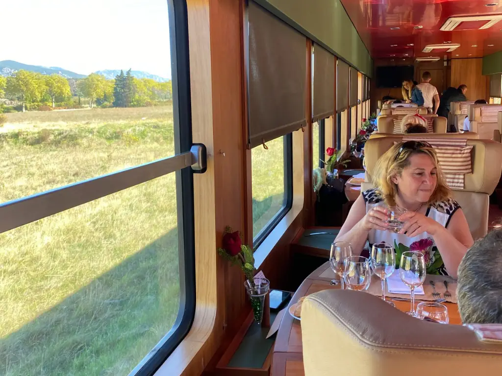 VOYAGE SENSORIEL AU COEUR DE LA VALLÉE DE L'AGLY