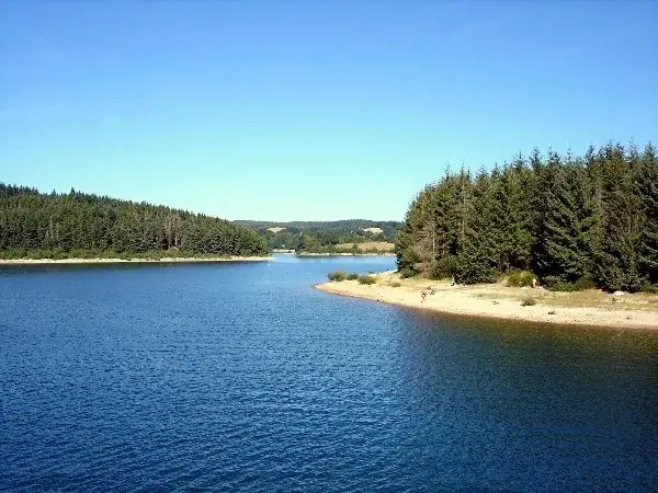 Lac de Pareloup-barrage