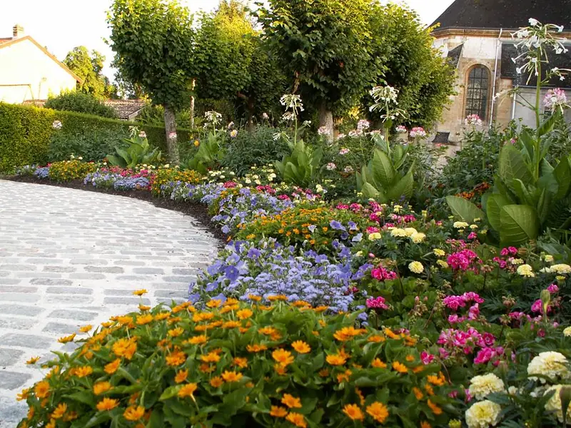 Juniville - Village Fleuri "3 fleurs"