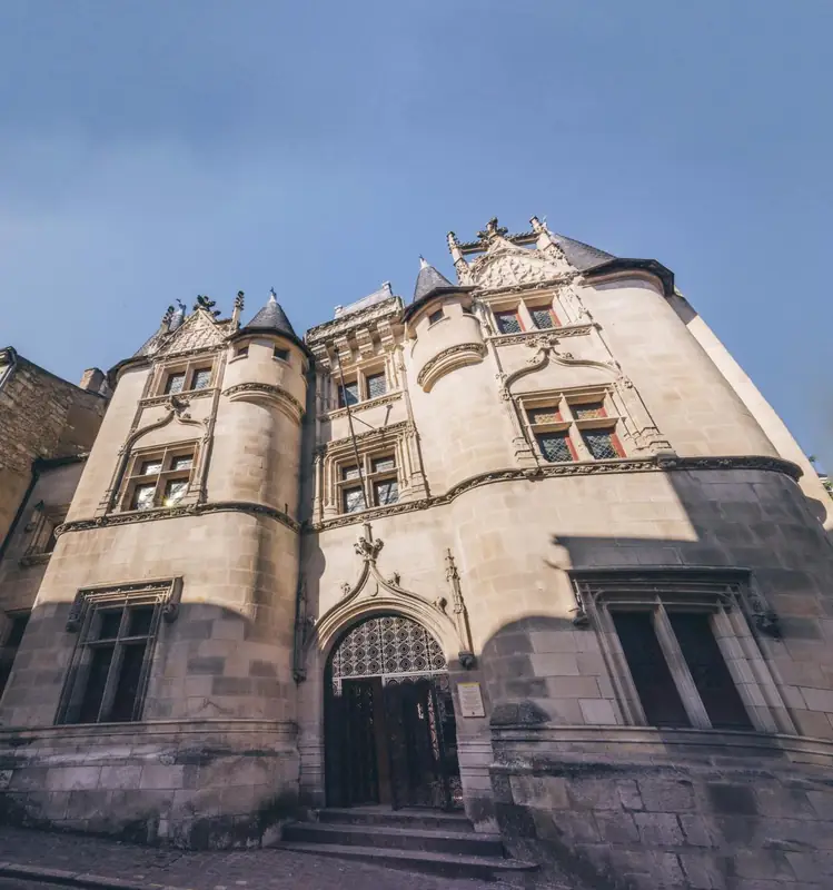 Hôtel Fumé