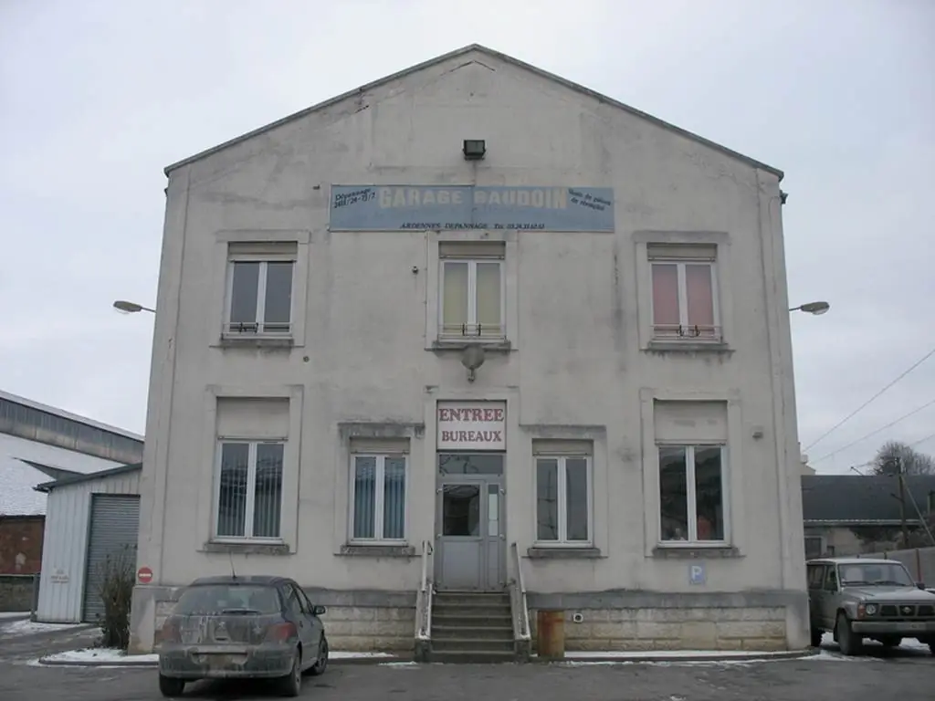 Ancienne usine de matériel électrique industriel