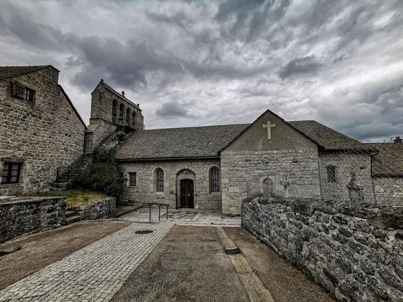 EGLISE SAINT-PIERRE ET SAINT-PAUL