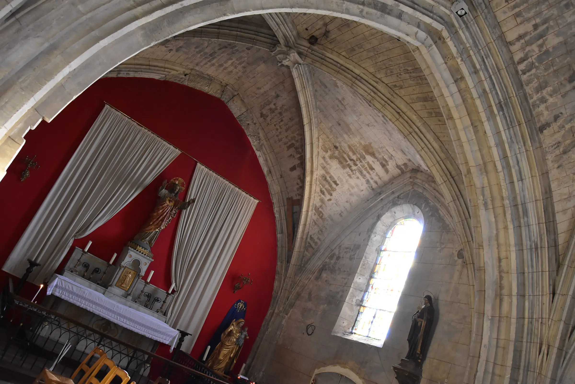 Eglise Saint-André du Nom de Dieu