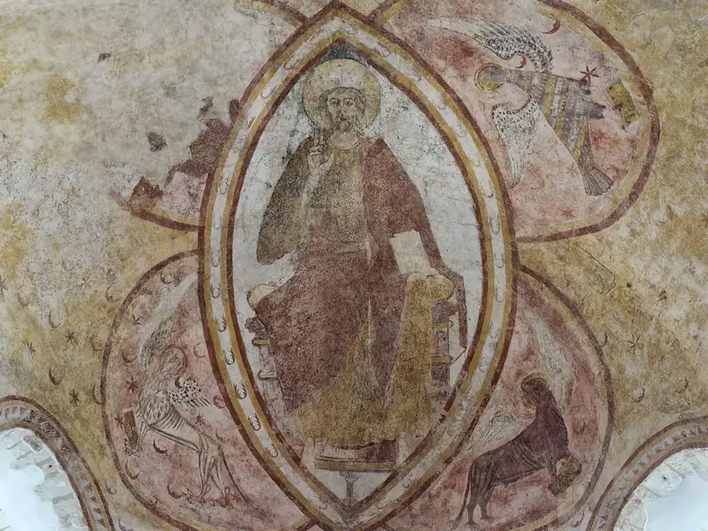 Wivisites : église de Lavardin