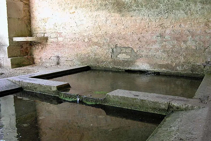 Fontaine-lavoir de Marac