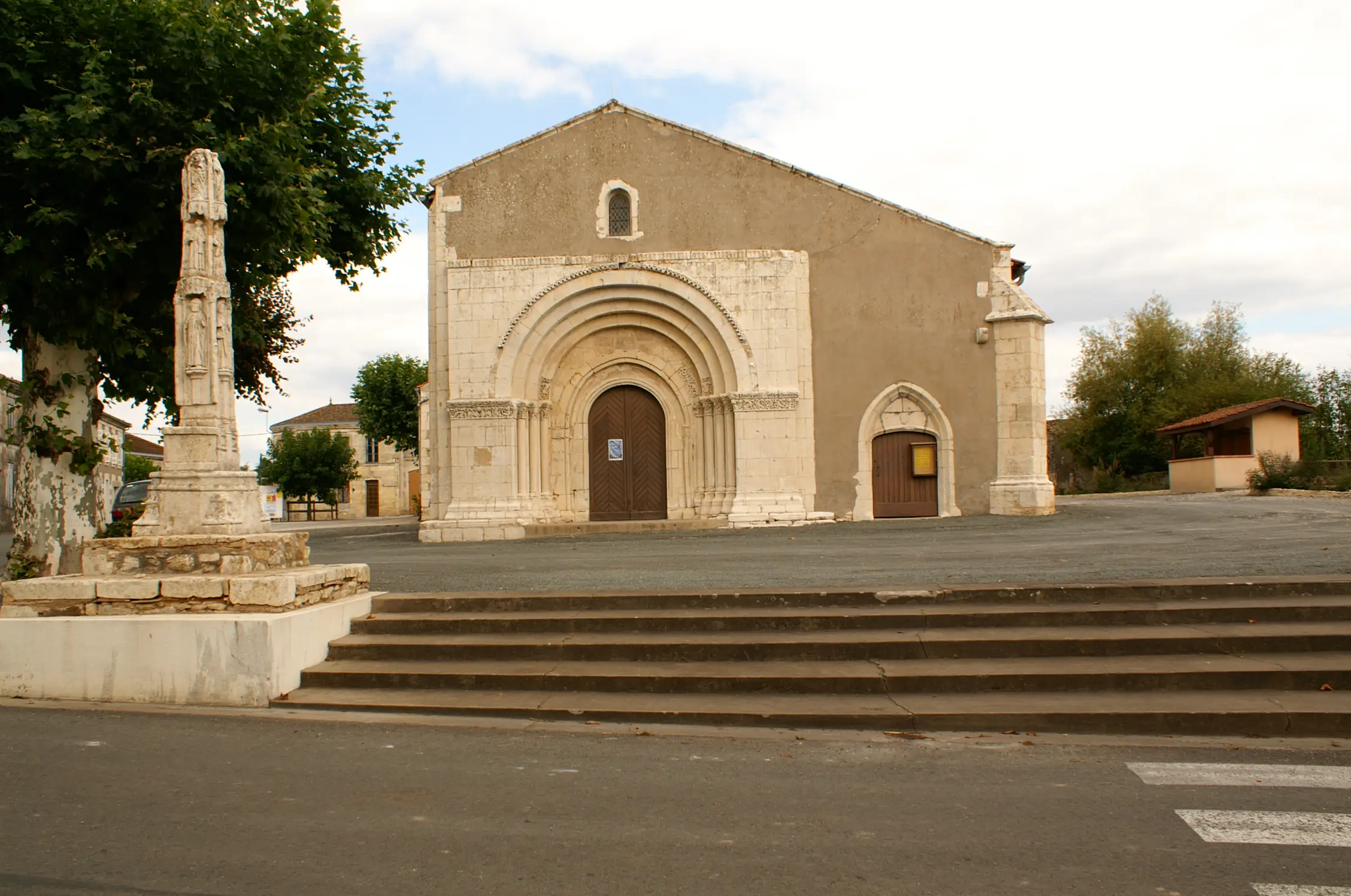 Eglise Saint-Vincent de Marcillac