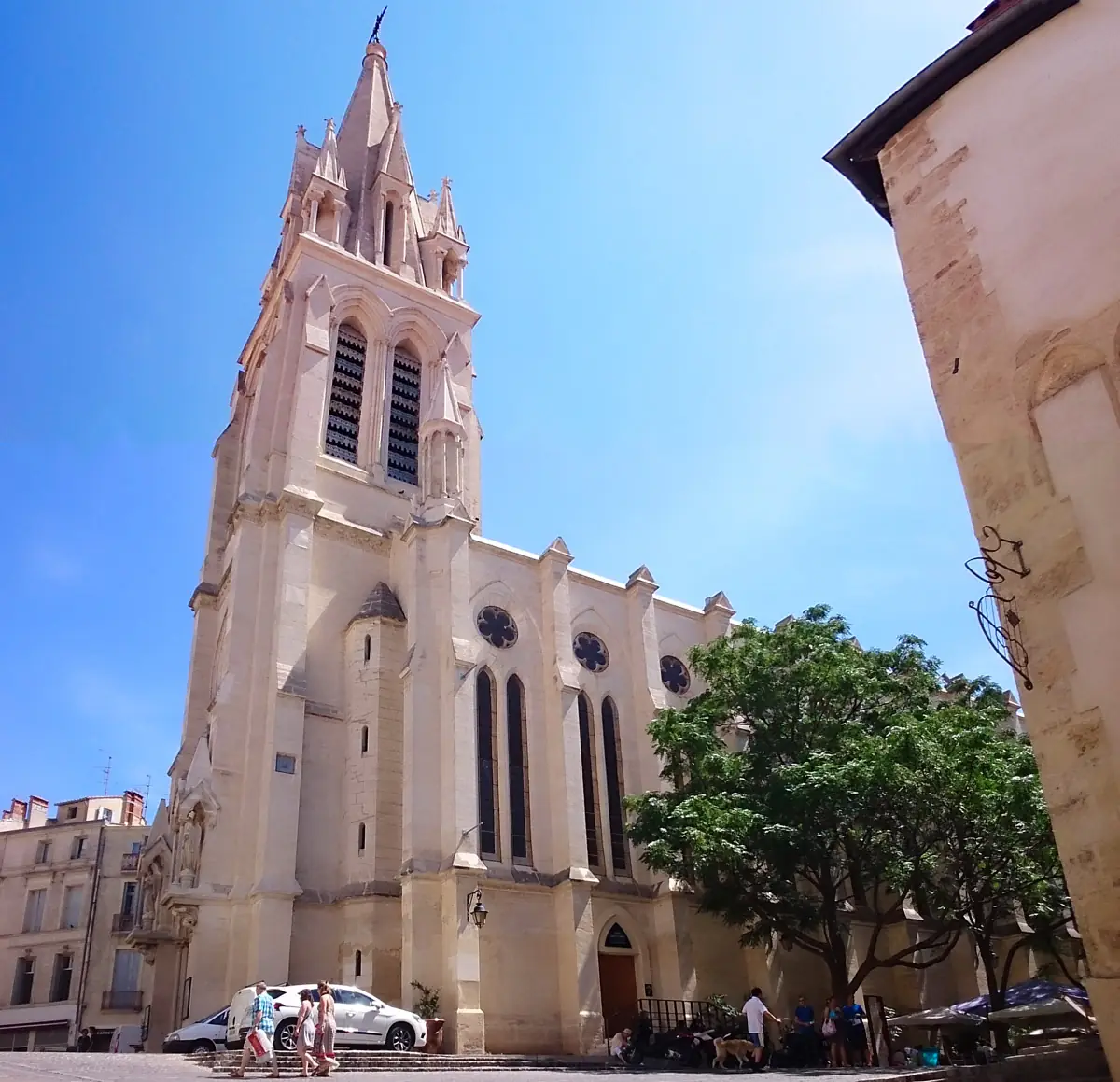 PLACE SAINTE-ANNE