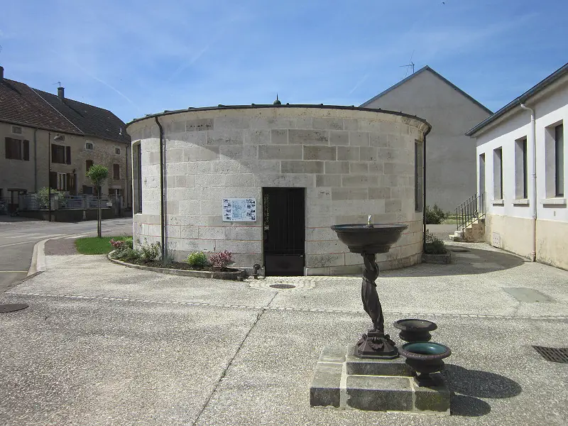 Lavoir de Cirey-les-Mareilles