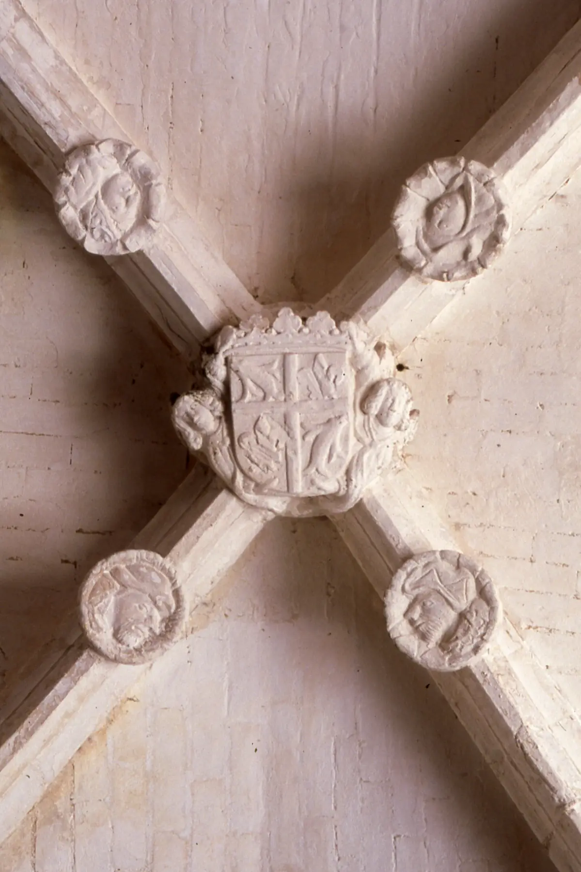 Eglise Saint-Amand de Donnement